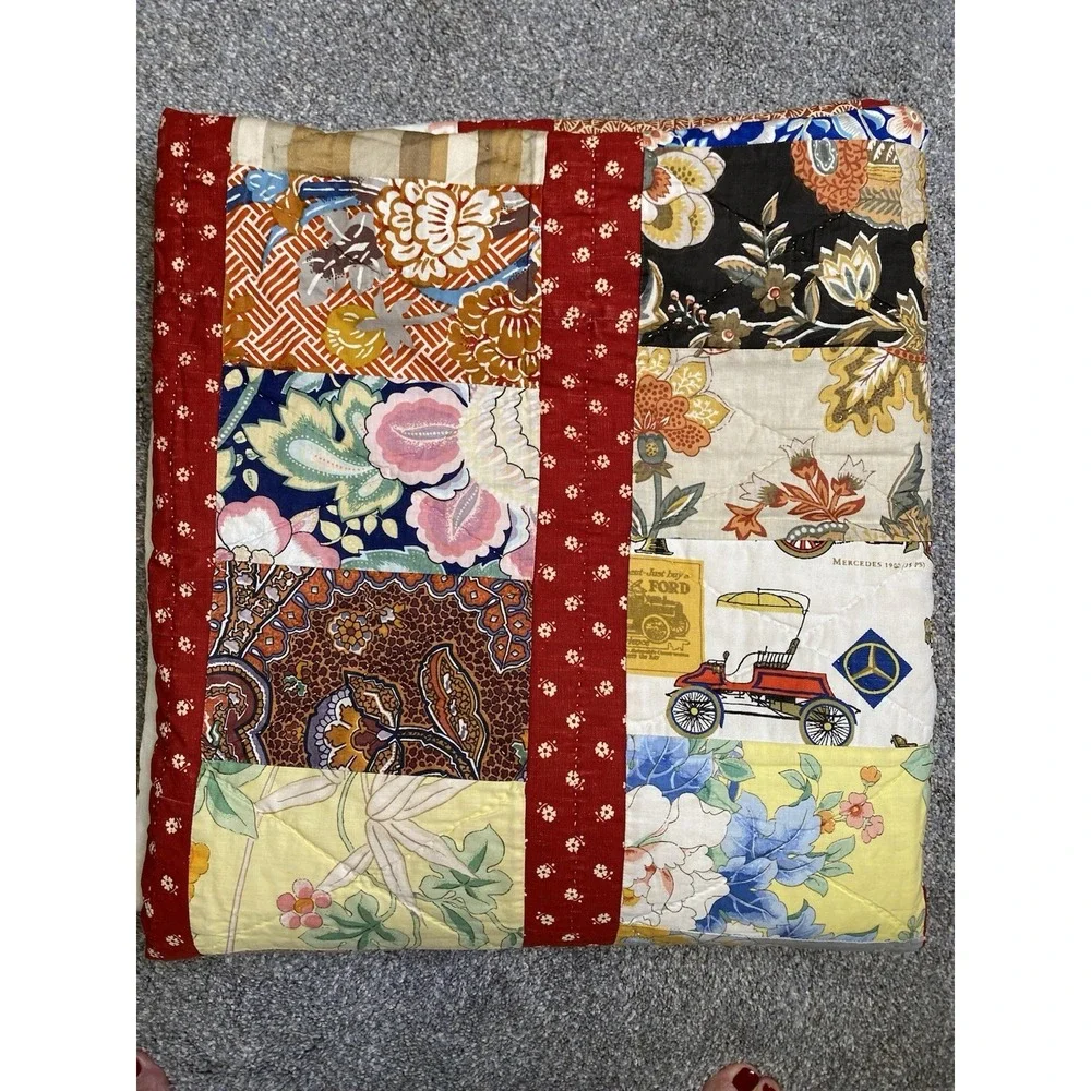 Vintage Handmade Hand Sewn Quilt 76x82
